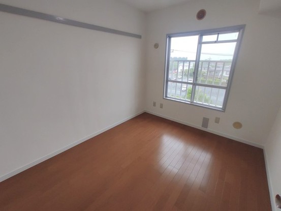 apartment 埼玉県上尾市谷津２丁目２番１号ショーサンプラザ５Ｆ