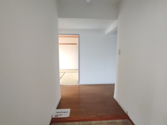 apartment 埼玉県上尾市谷津２丁目２番１号ショーサンプラザ５Ｆ