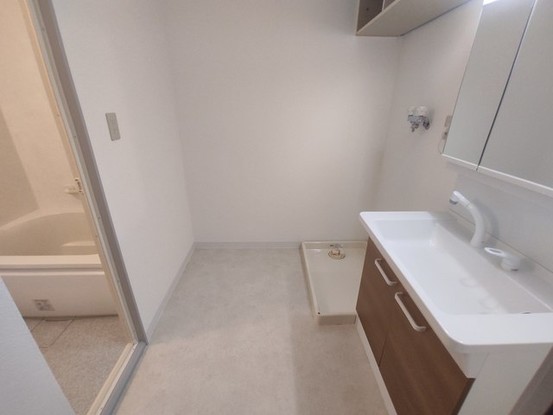 apartment 埼玉県上尾市谷津２丁目２番１号ショーサンプラザ５Ｆ