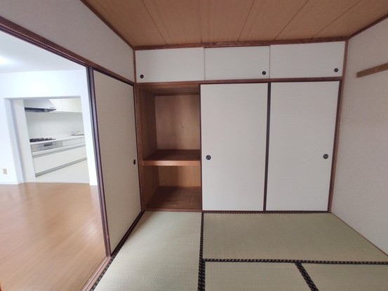 apartment 埼玉県上尾市谷津２丁目２番１号ショーサンプラザ５Ｆ