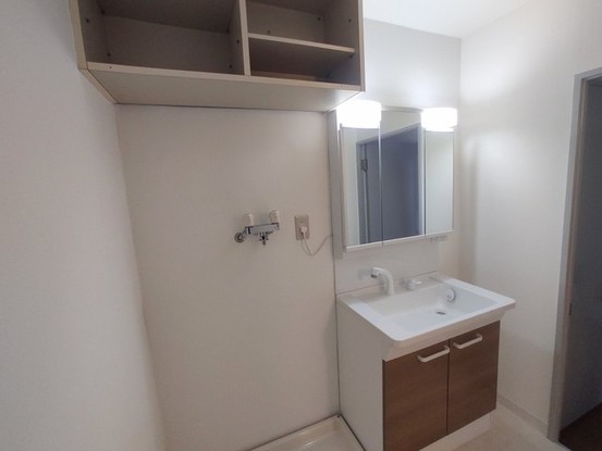 apartment 埼玉県上尾市谷津２丁目２番１号ショーサンプラザ５Ｆ