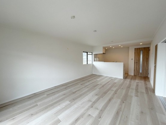 apartment 埼玉県上尾市谷津２丁目２番１号ショーサンプラザ５Ｆ