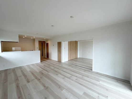 apartment 埼玉県上尾市谷津２丁目２番１号ショーサンプラザ５Ｆ