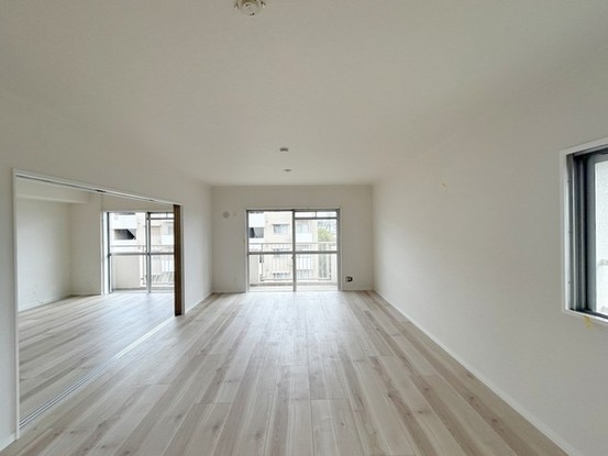 apartment 埼玉県上尾市谷津２丁目２番１号ショーサンプラザ５Ｆ