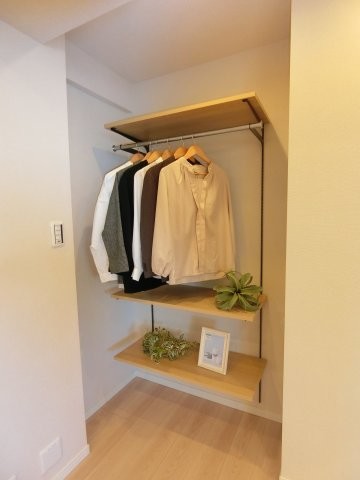 apartment 東京都渋谷区初台１丁目37-11