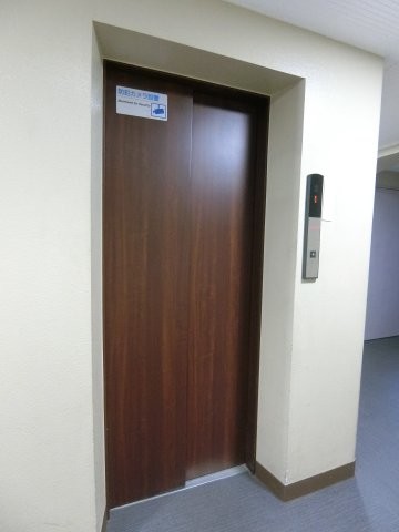 apartment 東京都渋谷区初台１丁目37-11