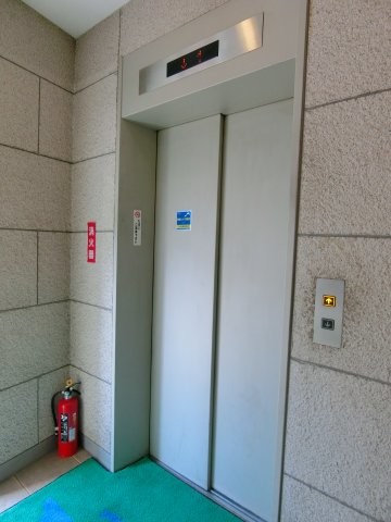 apartment 東京都中野区中央１丁目
地図を見る