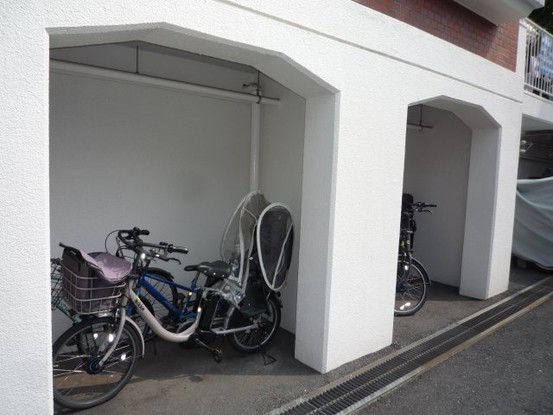 apartment 東京都渋谷区上原３丁目
地図を見る