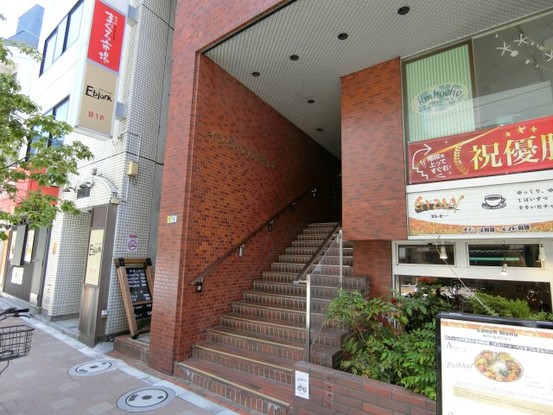 apartment 東京都千代田区神田小川町３丁目
地図を見る