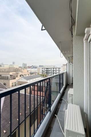 apartment 東京都杉並区和田１丁目
地図を見る