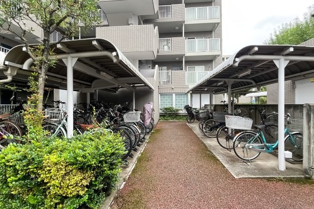 apartment 東京都新宿区上落合１丁目
地図を見る