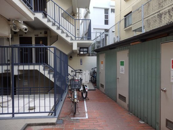 apartment 東京都中野区弥生町１丁目
地図を見る
