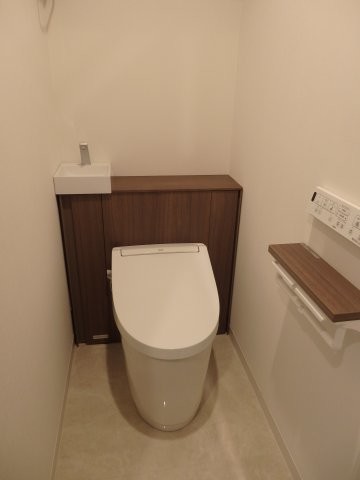 apartment 東京都新宿区西新宿４丁目
地図を見る