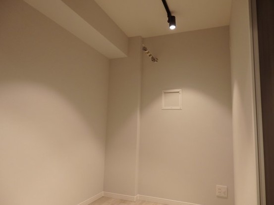 apartment 東京都新宿区西新宿４丁目
地図を見る