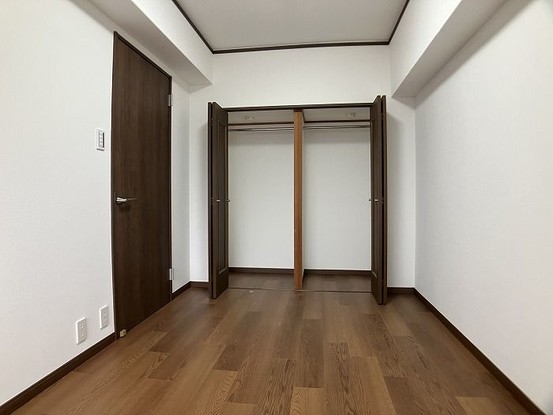 apartment 福岡県春日市一の谷２丁目
地図を見る