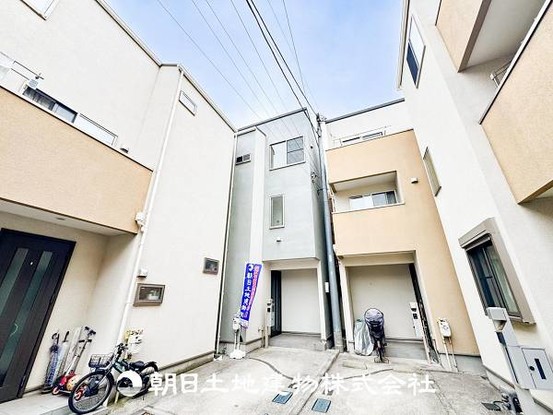 townhouse 神奈川県横浜市港北区新吉田東３丁目
地図を見る