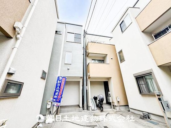 townhouse 神奈川県横浜市港北区新吉田東３丁目
地図を見る