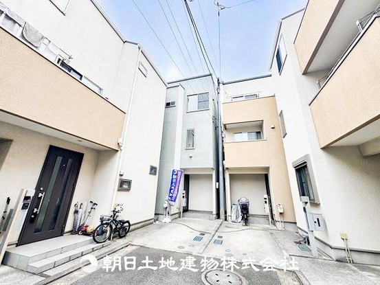townhouse 神奈川県横浜市港北区新吉田東３丁目
地図を見る