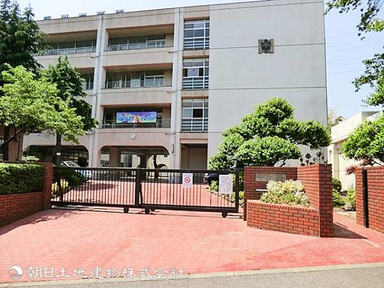 apartment 神奈川県川崎市宮前区野川台１丁目
地図を見る