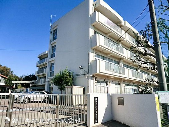 commercial 神奈川県横浜市青葉区奈良５丁目
地図を見る
