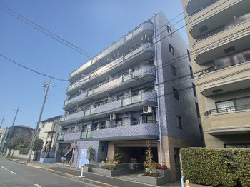 apartment 東京都足立区竹の塚６丁目1-11-1T・キューブ2F