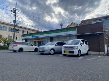 apartment 東京都足立区竹の塚６丁目1-11-1T・キューブ2F