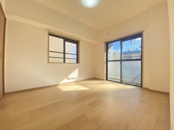 apartment 東京都足立区竹の塚６丁目1-11-1T・キューブ2F