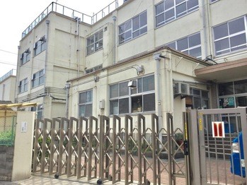 apartment 東京都足立区竹の塚６丁目1-11-1T・キューブ2F