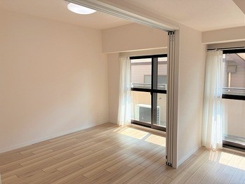 apartment 東京都足立区竹の塚６丁目1-11-1T・キューブ2F