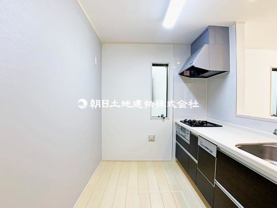 detached 埼玉県所沢市大字久米554-2　新井ビル　1F