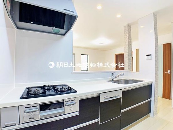 detached 埼玉県所沢市大字久米554-2　新井ビル　1F