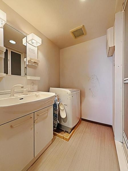 apartment 埼玉県所沢市大字久米554-2　新井ビル　1F