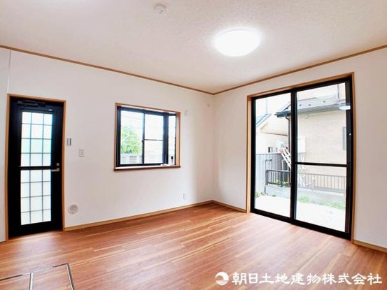 detached 埼玉県所沢市大字久米554-2　新井ビル　1F