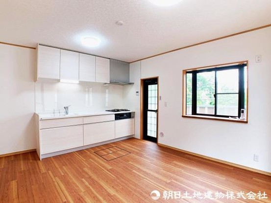 detached 埼玉県所沢市大字久米554-2　新井ビル　1F