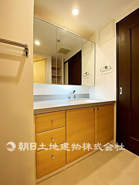 apartment 埼玉県所沢市大字久米554-2　新井ビル　1F