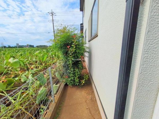 detached 埼玉県所沢市大字久米554-2　新井ビル　1F