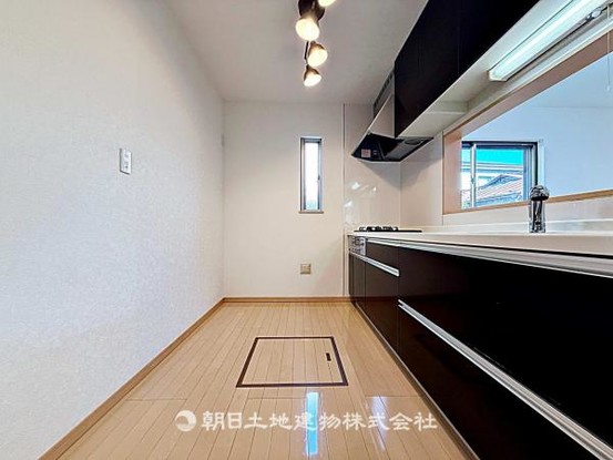 detached 埼玉県所沢市大字久米554-2　新井ビル　1F