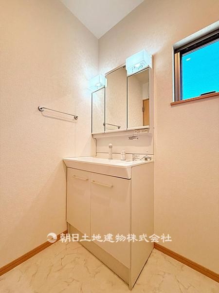 detached 埼玉県所沢市大字久米554-2　新井ビル　1F