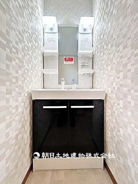 detached 埼玉県所沢市大字久米554-2　新井ビル　1F