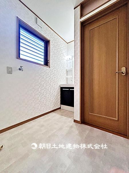 detached 埼玉県所沢市大字久米554-2　新井ビル　1F