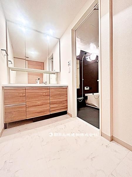 apartment 埼玉県所沢市大字久米554-2　新井ビル　1F