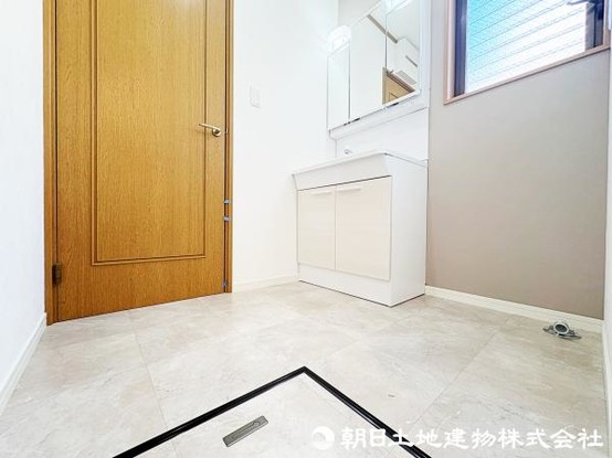 detached 埼玉県所沢市大字久米554-2　新井ビル　1F