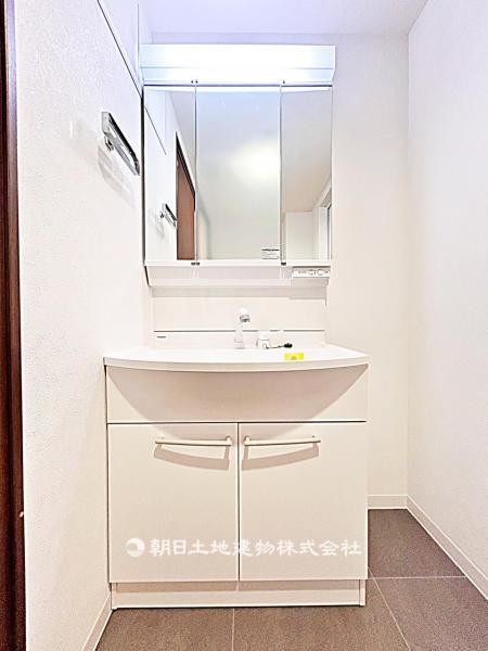 apartment 埼玉県所沢市大字久米554-2　新井ビル　1F