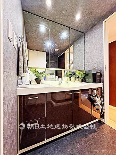 apartment 埼玉県所沢市大字久米554-2　新井ビル　1F