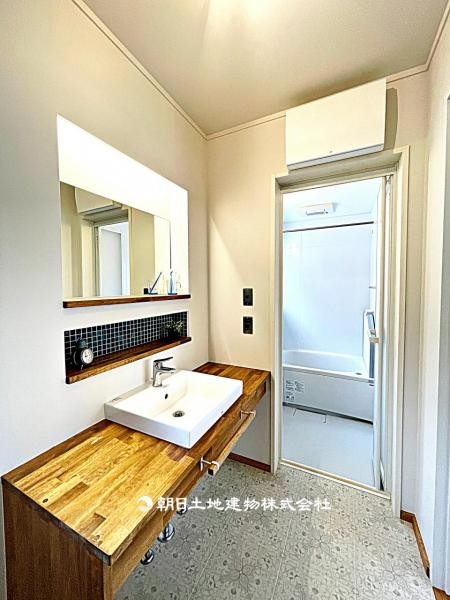apartment 埼玉県所沢市大字久米554-2　新井ビル　1F