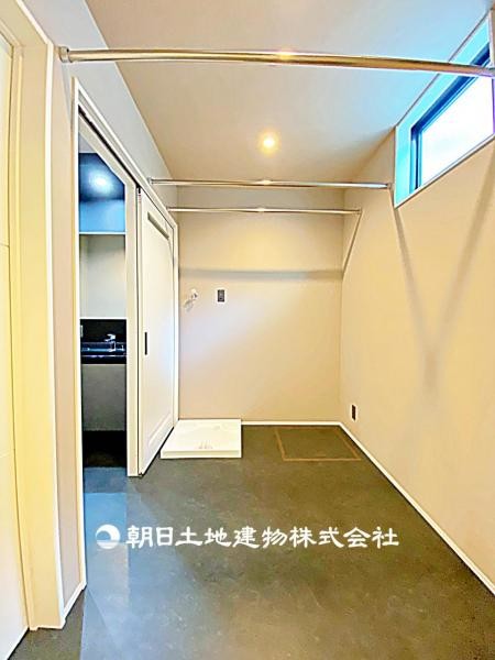 detached 埼玉県所沢市大字久米554-2　新井ビル　1F