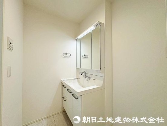 detached 埼玉県所沢市大字久米554-2　新井ビル　1F