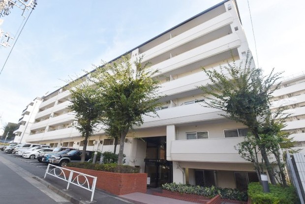 apartment 東京都渋谷区神宮前４丁目11-6　表参道千代田ビル7F