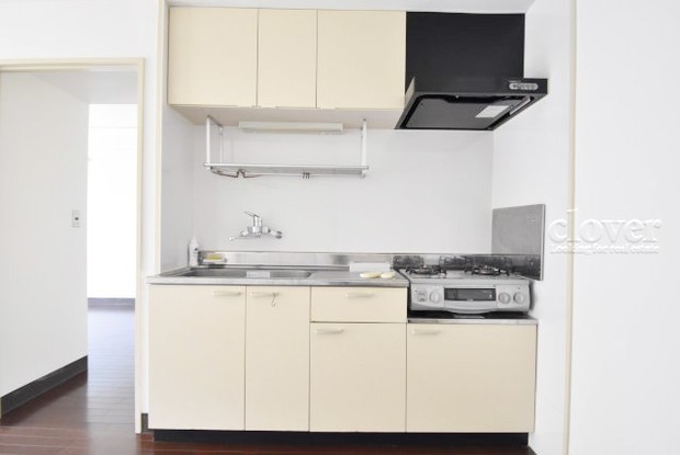 apartment 東京都渋谷区神宮前４丁目11-6　表参道千代田ビル7F