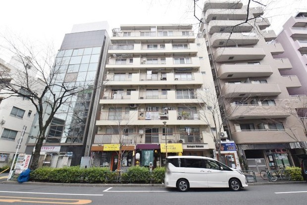 apartment 東京都渋谷区神宮前４丁目11-6　表参道千代田ビル7F